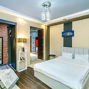 Old Escape -one Bedroom Апартаменты